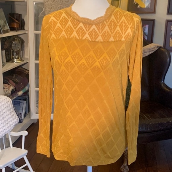 Anthropologie Tops - Anthropologie Kaffe Semi Sheer Long Sleeve Textured Lace Trim Top Med